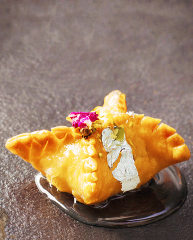 Gujiya Kesar Desi Ghee